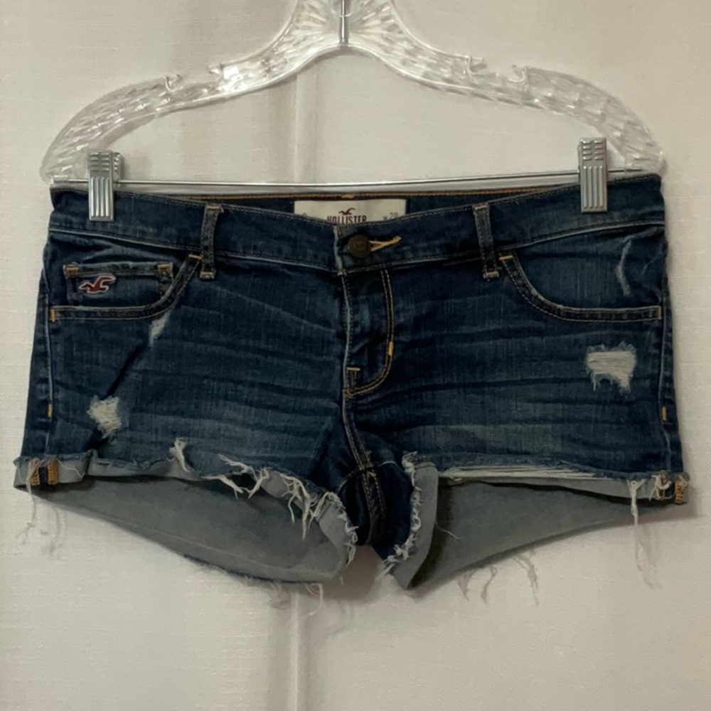 Hollister  Size W29 Women's Distressed Dark Blue Jean Shorts